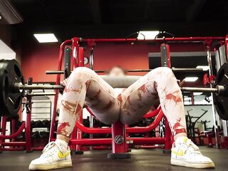 Gym Afhente Dronning Af Røv Træning, Fortalte Hende, At Im Fotograf