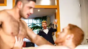 Dato Foland lets pasty Leander ride his hard cock