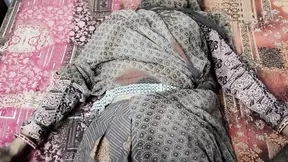 Desi village gaon ki bhabhi ke sath Kiya doggy style mein full night sex