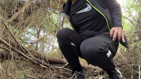 I was very hot and went to masturbate in a public park