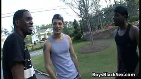 Muscular Black Dude Fuck White Gay Boy Hard - Blacks On Boys 19