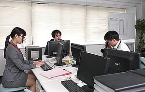Dldss-178 a sober and taciturn female employee at the