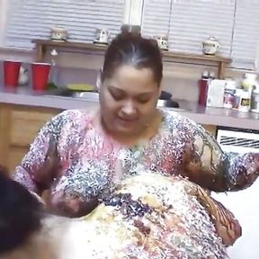 Fat and BBW latinas use creams on their bodies in the kitchen