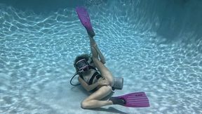 Full Faced Scuba Orgasms and Breath Play with Nathalia 1080p