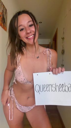 OnlyFans teen shows off her tits