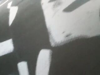 Fitting the big-bottomed gal