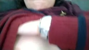 Ven a mirar cómo me masturbo. He echado de menos este juguete durante las vacaciones jejeje