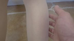 Flesh-colored cheongsam set crawling training