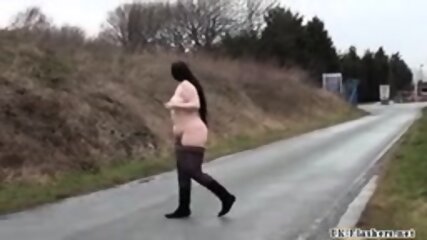 UK FLASHERS - Chubby amateurs public nudity