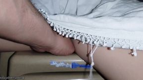 I found my step sister outside sitting without panty.