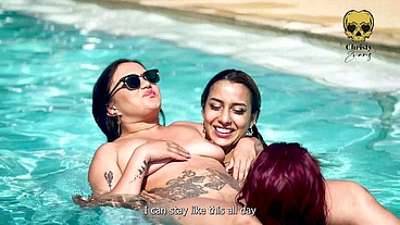 Lesbian pool party