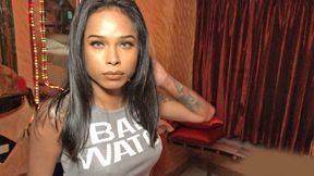 ”Is this a boy or a hottie? I cannot tell this creature is so satisfying”