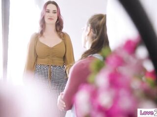 Small flower delivery angel Spencer Bradley asked to pose in underware for a photoshoot by breasty mother i'd like to fuck Siri Dahl.Shes kinda turned on and gets licked