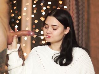 This babe sucks schlong sweetly