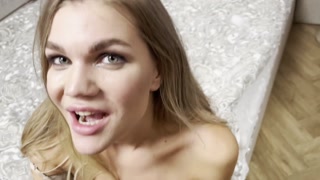 Neighbor fucked with a huge dick when she made the wrong door