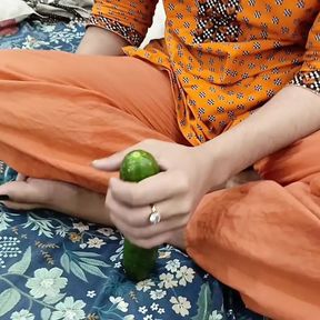 Pakistani Housewife Inserting Large Cucumber in Her Tight Pussy