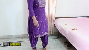 Nude Stepmom Wear Punjabi Suit And Dance on Pakistani Mujra Song