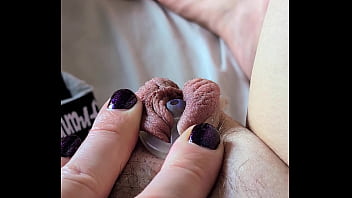 Clipp&#039_d Trans Girl Gets An Orgasm From Nipple Play