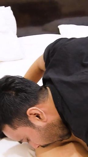 Indian Desi Honeymoon Couple Fucked Hardcore in Their First Night in Hotel Room