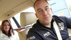 guess who is fuck in the public toilet today