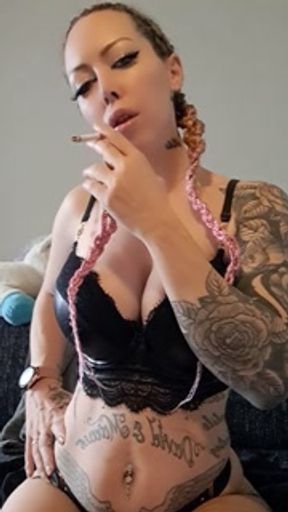 Smoking video hot hot 🔥🔥🔥