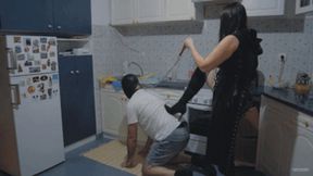 Black Leather Ballbusting (wmv)