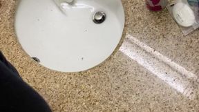 Married babe gets pounded in hotel bathroom