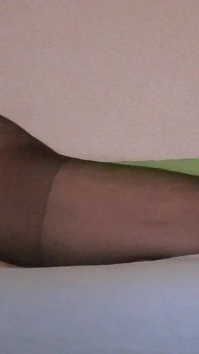 Black Pantyhose Hump Masturbation