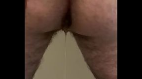 Soltando a porra de outro pro corno filmar