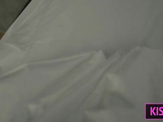 Step mommy can't resist of Step son's Large Dong in Share Couch — Will this babe notice when that guy screw Stepmommy?