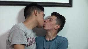 BarebackLatinoz - Hooker Fred loves fucked by uncut dick Alejo