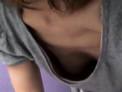 another downblouse vid of a super hot asian babe