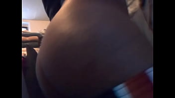 Ass shake