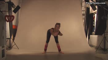 Mashka Pizdaletova's Flexible Beauty: Fit Gymnast Shows Off Saggy Tits & Stunning Body