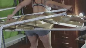 Jazmin bent the metal shelf with her body WMV SD 480