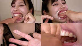 Mai Arisu - A cute girl bites a man's finger with all her might while exposing her back teeth with a hook at the corner of her mouth