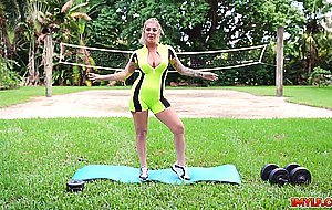 Stunning milf twerking like a pro and giving the stud a big boner