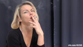 Sultry Smoke Seduction: Blonde MILF Andrea’s Intimate Cigarette Experience (MOBILE quality)