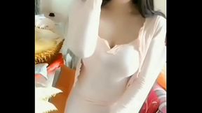 我是香港一个单身小姐姐初来乍到，请多关照加wx:GV58715