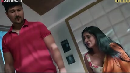 Rashmi bhabhi ke sath sex bhabhi hui khush