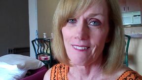 Wicked Sexy Melanie MILF in Mexico!