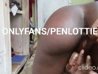 View from behind in close up .Romantize my Onlyfans for full vid