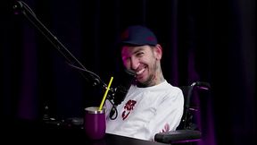 N&atilde_o planejava entrar na com&eacute_dia, se formou em psicologia, acham que deficiente n&atilde_o transa, recebeu amea&ccedil_as, e os que n&atilde_o entende... - Biel do Olhar sob rodas - (WATCH ON: SHEER/RED)