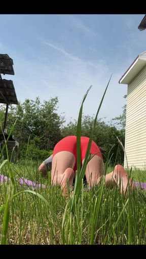 In Summer I Do Yoga on the Street