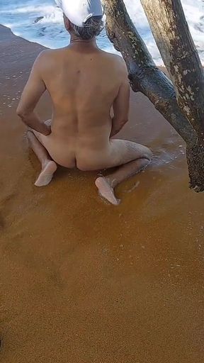 Ladysilva Is a Very Slutty Naked on the Beach Wanting a Dick in Her Hot Ass