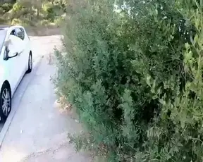 Parodia porno, vídeo en alta calidad de imagen. Tengo un problemilla en el coche, llamo a la asistencia en carretera y....