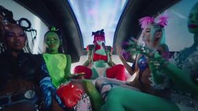 Juicy booty trembles, Doja Cat's futuristic booty ride devours your attention