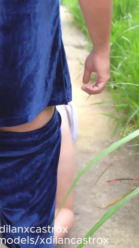 Cruising Fucking Outdoors with a Twink Femboy I Met at Pool