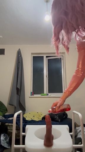 Jess Silk Rides Dildo