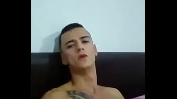 z&eacute_ droguinha mamando